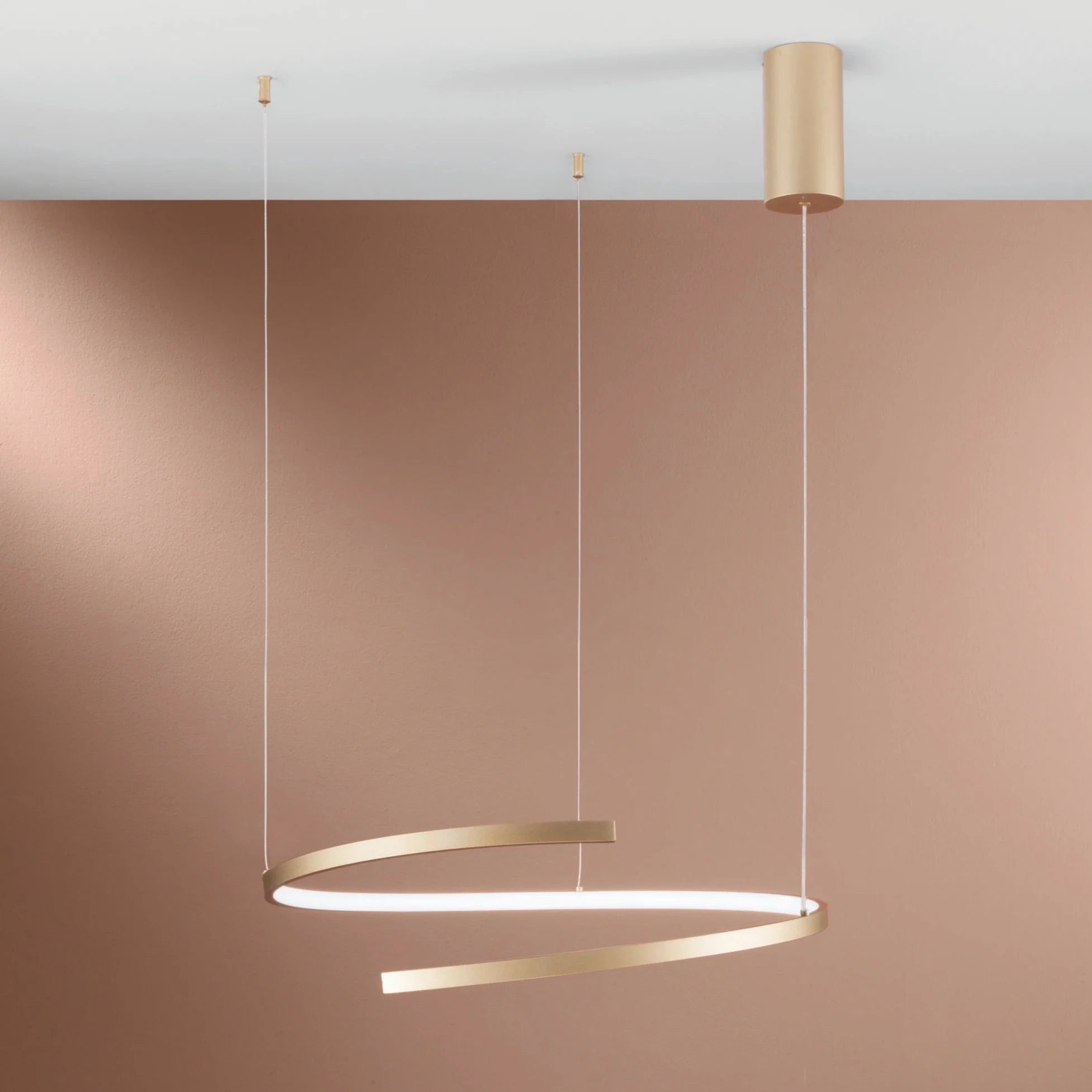 SOSPENSIONE LED MOMA ORO 38W 6090LM CCT 60X12X150CM