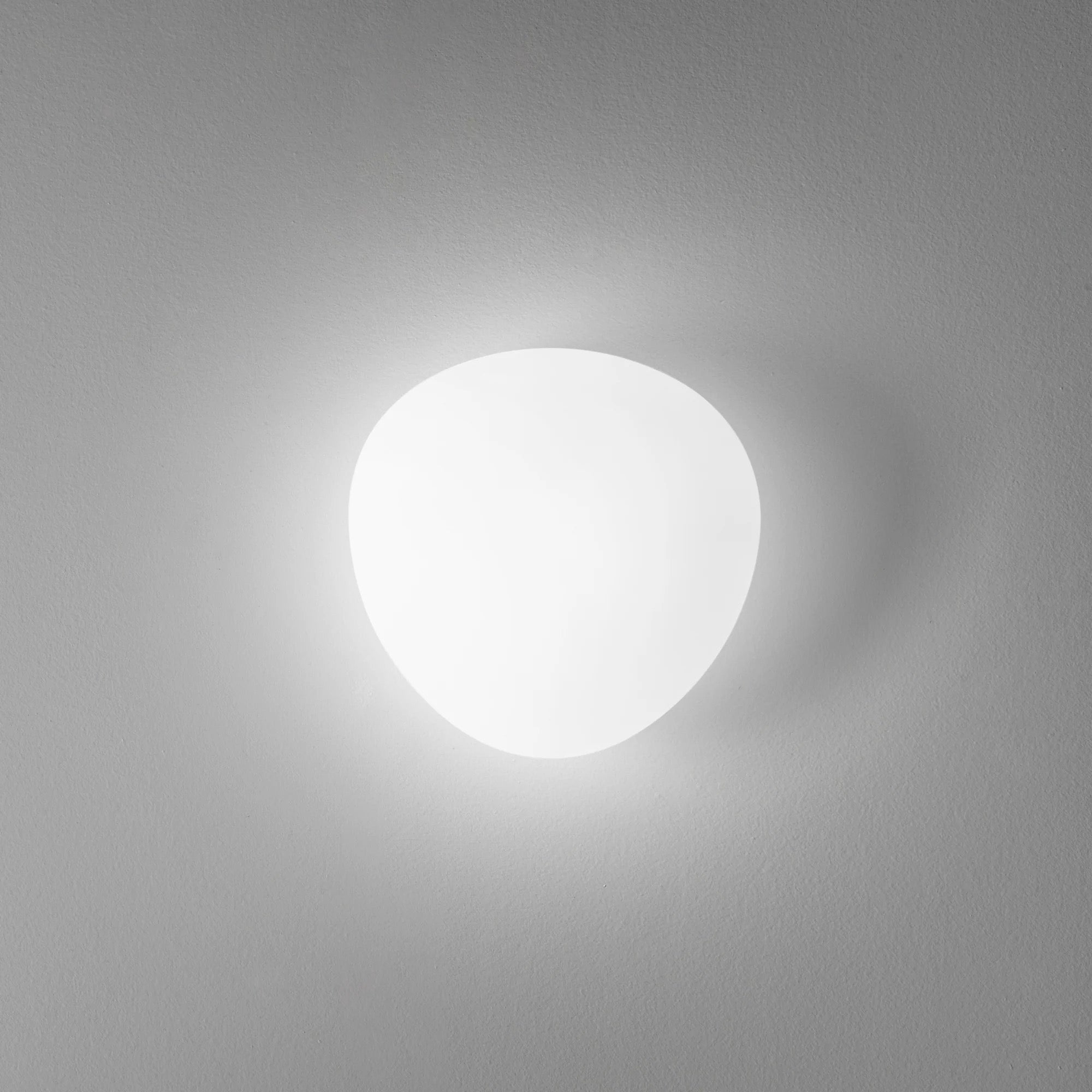 PLAFONIERA NIVES BIANCA CON IP44 1XE27 23,5X15,5X16,5CM