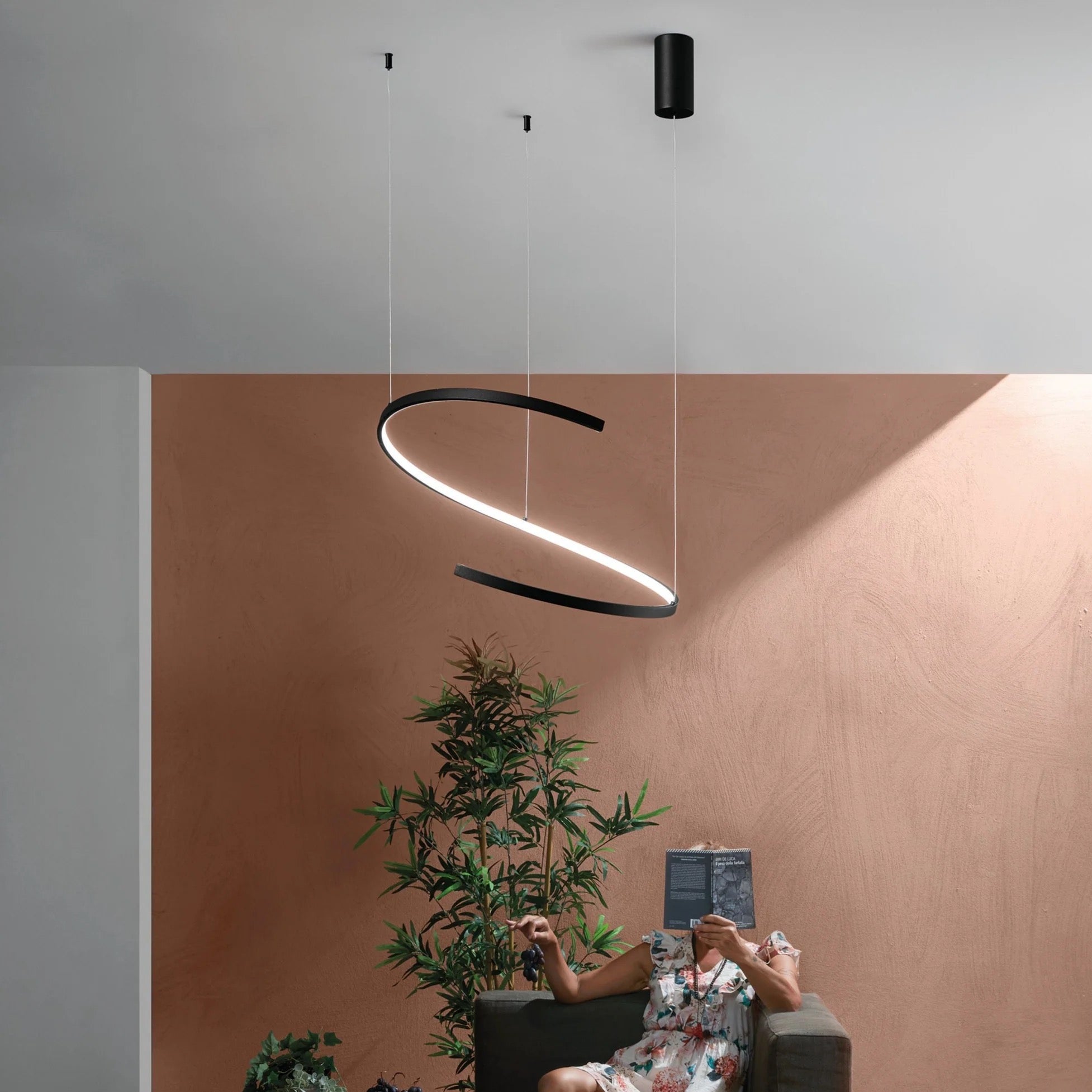 SOSPENSIONE LED MOMA NERA 38W 6090LM CCT 60X12X150CM