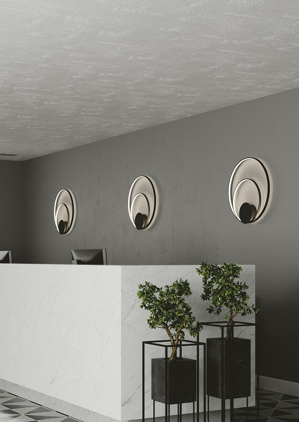 LAMPARA DE TECHO LED DIEM NEGRO 40W 5440LM CCT 20X9X61,5CM